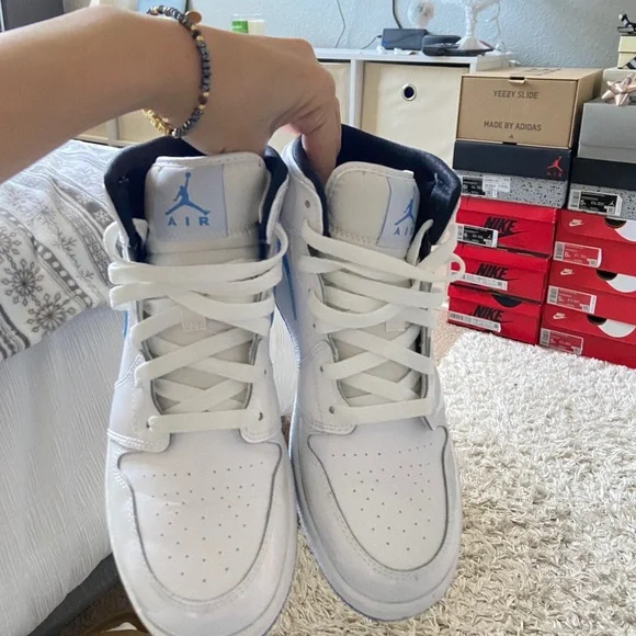 air jordan 1 mid bg white/legend-black